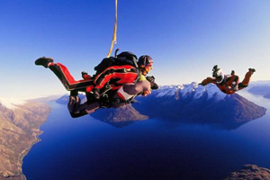 Tandem Skydriving
